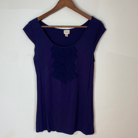 Navy Cap Sleeve Tee with Ruffled Bust Size: Small - Picture 2 of 4